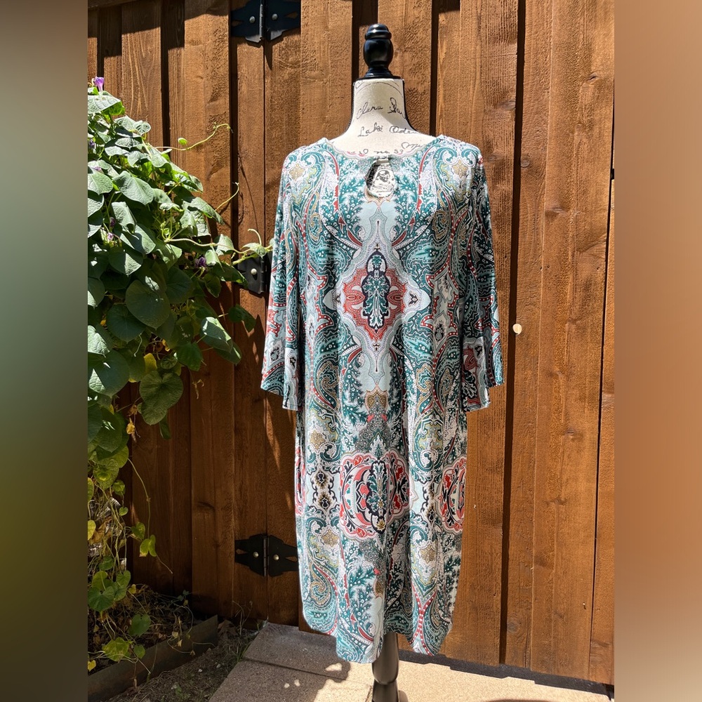Chico’s Shift Casual Dress in Blue Paisley Print Chico’s Size 2 (Size L 12) EUC